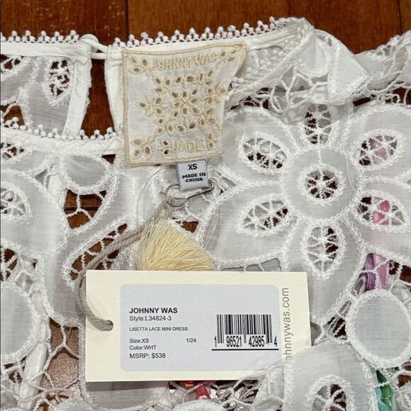 NWT Johnny Was Lisette Lace White Lace Mini Dress with Multicolor Lining size XS - Picture 6 of 12